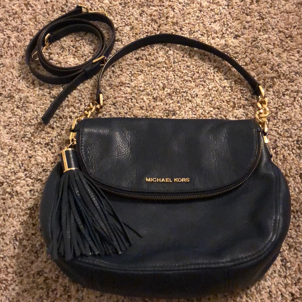'Bedford Tassel -Convertible Leather Shoulder Bag